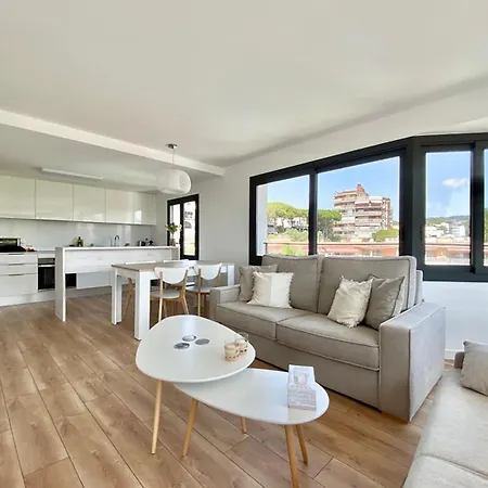 Lloguer30 Llevanti, Near The Sea