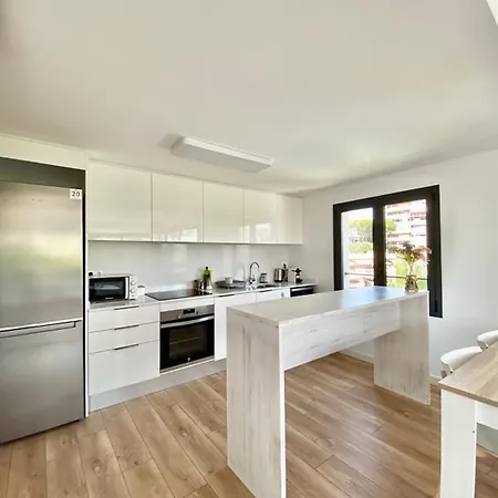 Lloguer30 Llevanti, Near The Sea