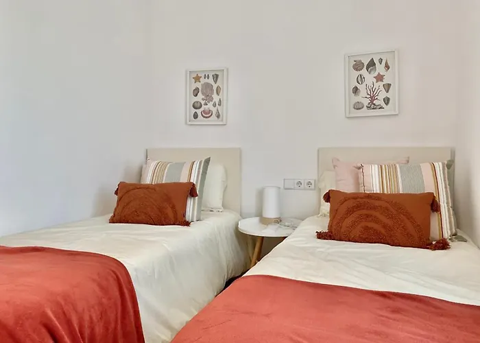 Lloguer30 Llevanti, Near The Sea Апартаменты *